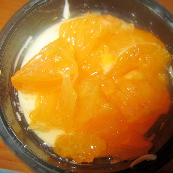 オレンジのシロップと杏仁豆腐